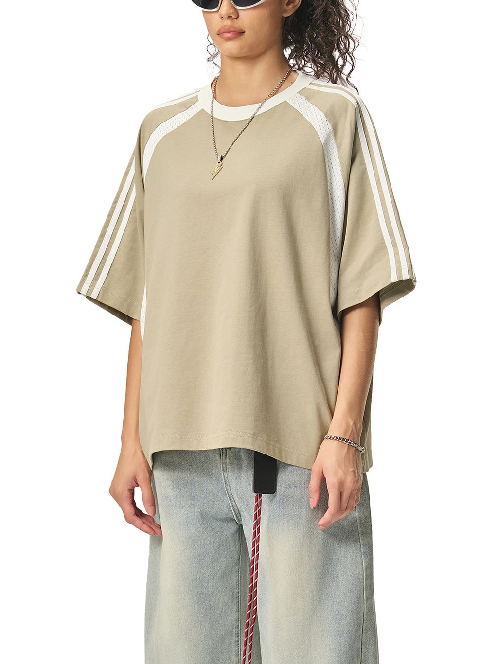 Contrast Stripes Panel Mesh T-shirt